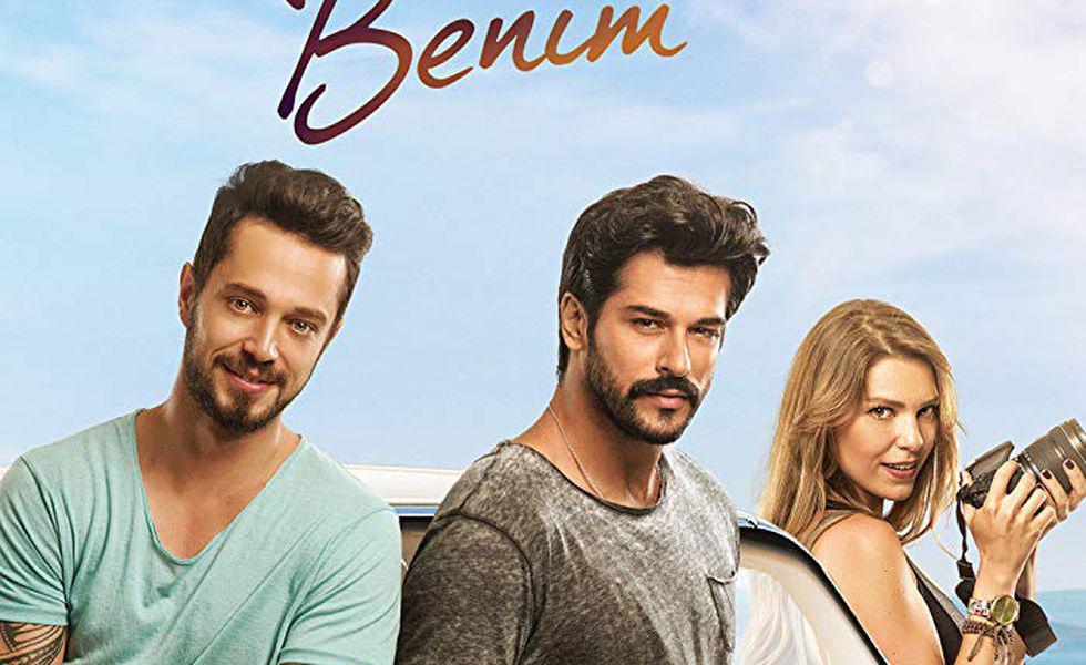 Filmul Kardesim Benim Cu Burak Ozcivit Si Asli Enver In Rolurile Principale Poate Fi Văzut Si In Romania Aflaţi Unde Si Cand Tvmania Ro