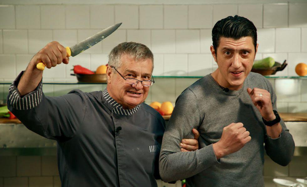 Galerie Foto Duminică 2 Decembrie La Politică Si Delicateţuri Giani Vine In Bucătăria Lui Dinescu Tvmania Ro