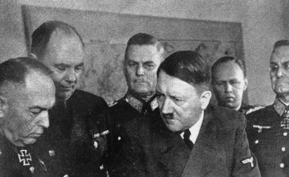 La 75 De Ani De La SfarÈitul Celui De Al Doilea RÄzboi Mondial History RedifuzeazÄ Regele Care L A Invins Pe Hitler Despre Regele Mihai Tvmania Ro
