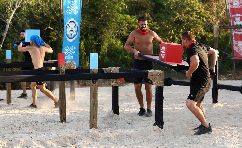 „Survivor România". Cine a câștigat aseară jocul de ...