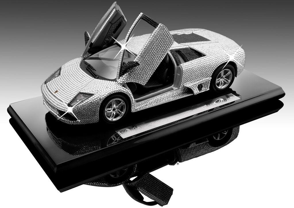 Lamborghini cu cristale Swarovski