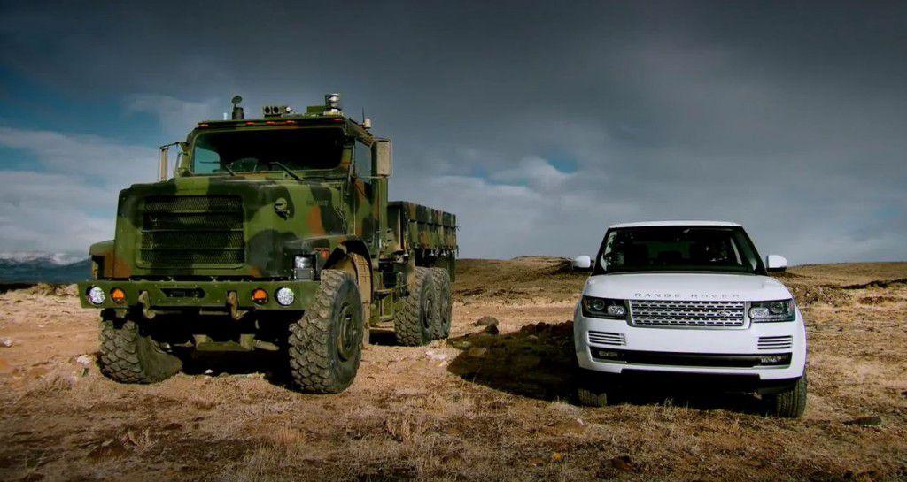 Range Rover vs  off-roaderul autonom TerraMax (video)