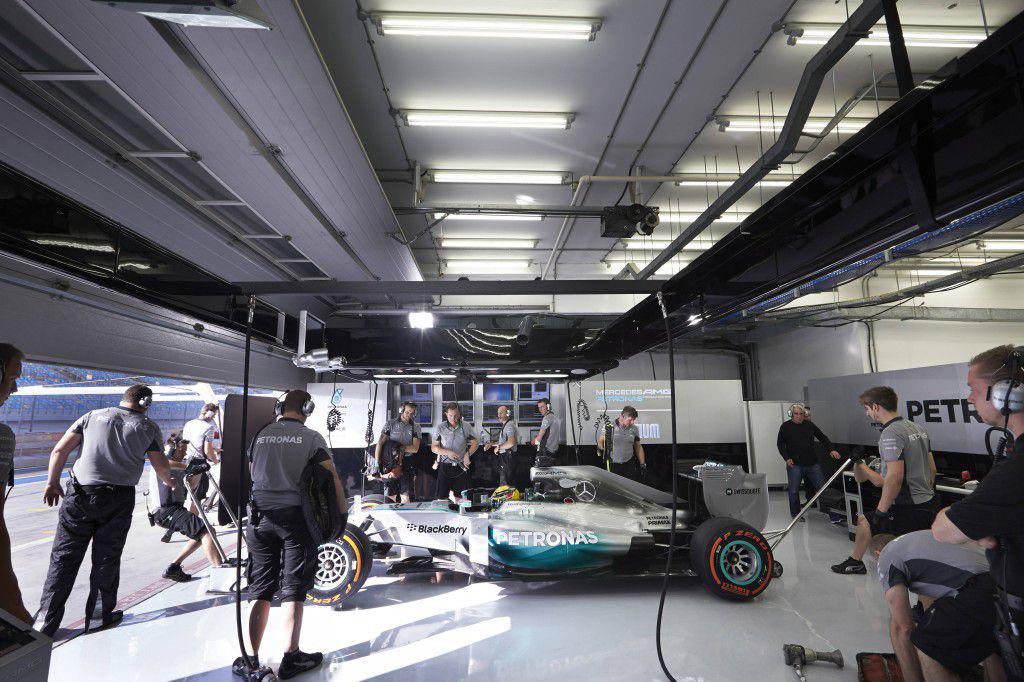 Formula 1 debuteaza in weekend la Melbourne – circuitul din punctul de vedere al pneurilor