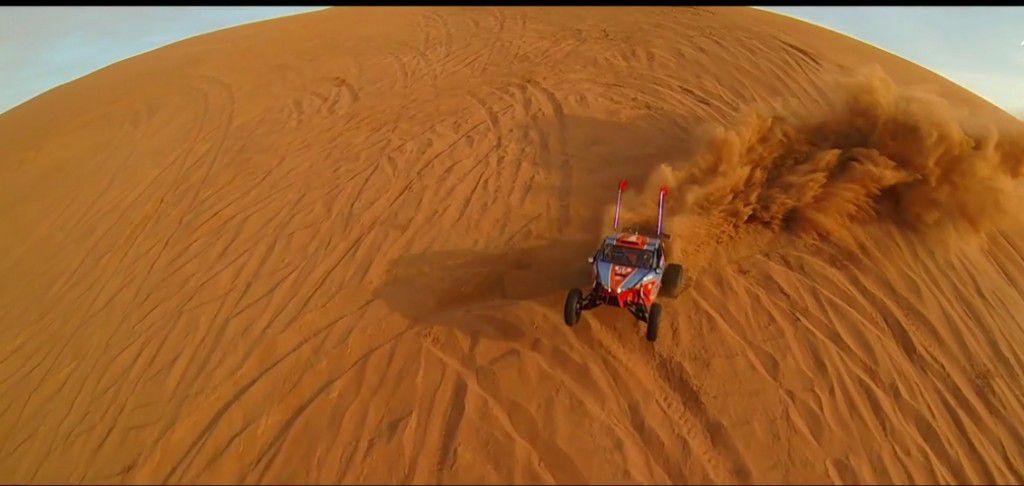 Spectaculos – buggy-uri de 800 CP pe dunele de nisip din Dubai