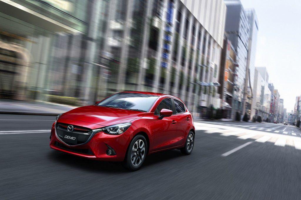 Primele poze oficiale: faceti cunostinta cu noua Mazda2