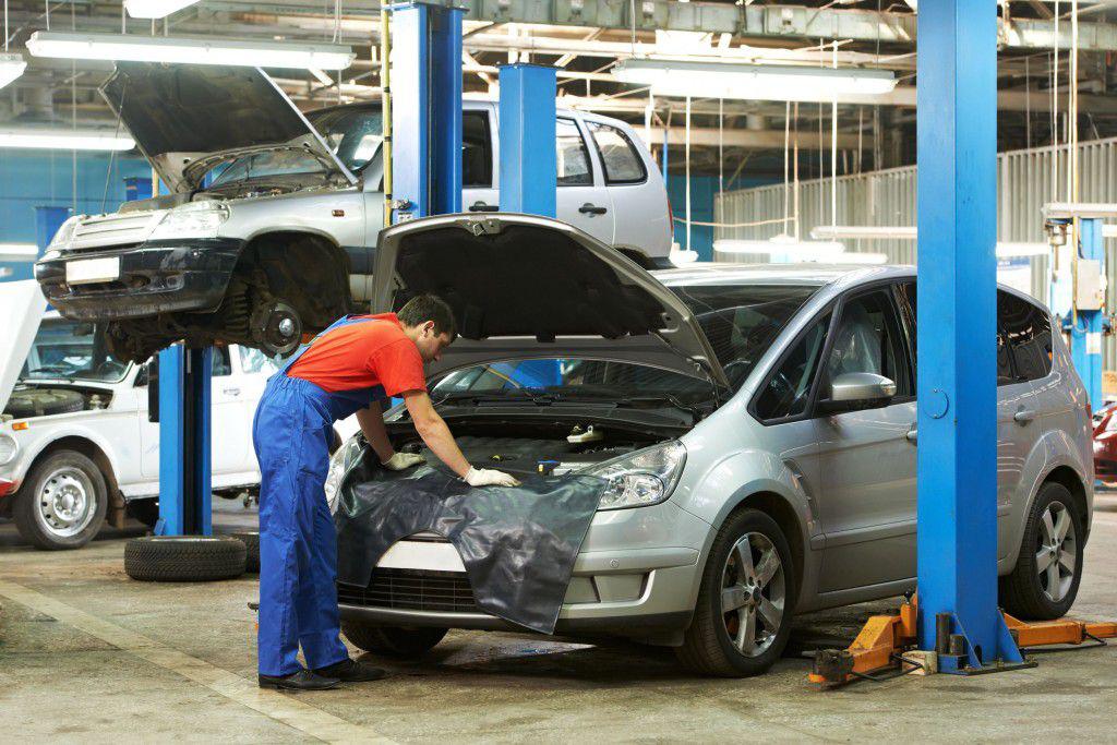 Propunere: Service-urile auto vor sanctionarea asiguratorilor in functie de numarul de reclamatii