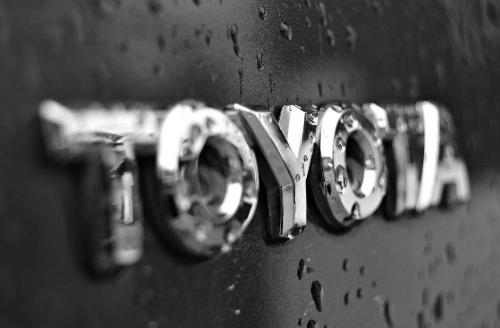Toyota va rechema în service 6,5 milioane de mașini pentru remedierea unei probleme la comutatorul geamurilor electrice