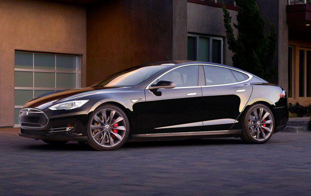 Tesla recheama în service toate exemplarele Model S