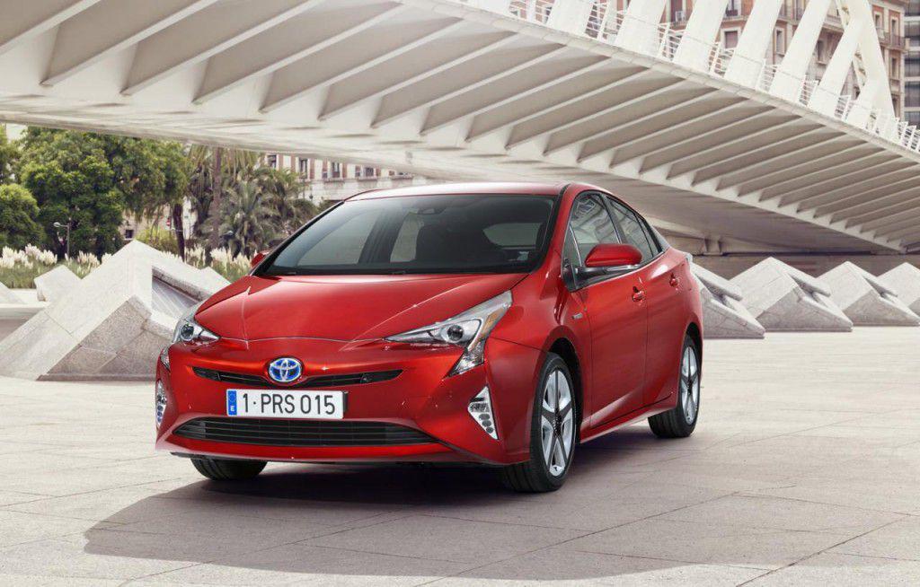 Noua generație Toyota Prius este disponibilă și în România