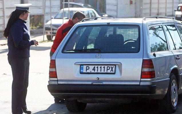 Zvonul care circulă pe Internet: Polițiștii hărțuiesc șoferii cu mașinile înmatriculate în Bulgaria