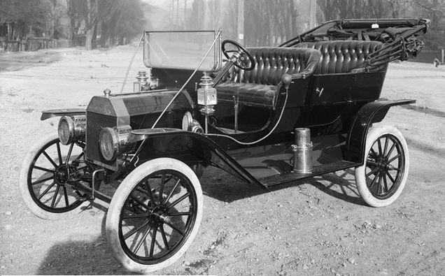 Avocatul lui Henry Ford și povestea cumpărării acțiunilor la Ford Motor Co.