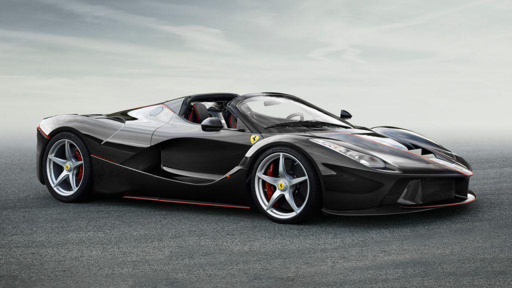 Compania Ferrari chemată în instanță pentru că nu a vrut să-i vândă un LaFerrari Spider  unui colecționar
