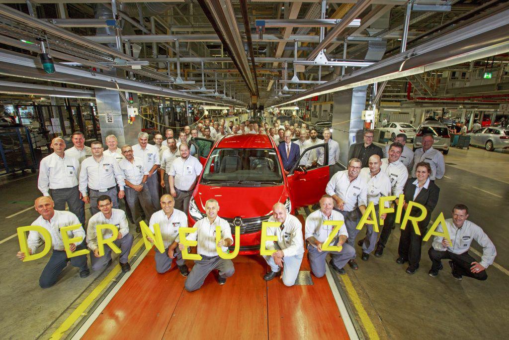 Opel Zafira intră pe linia de producție