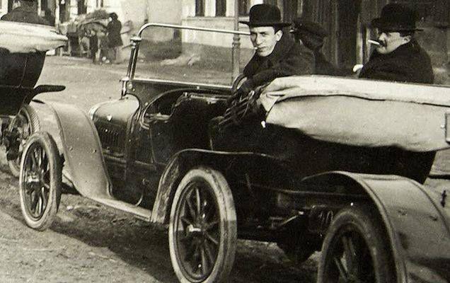 Ce mașini conduceau “șmecherii” de București în anul 1913!
