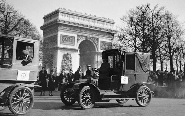 Rolul Taxiurilor Pariziene In Batalia De La Marna Castigata De Francezi