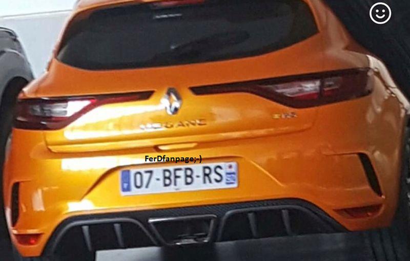 Fotografie spion cu viitorul Renault Megane RS