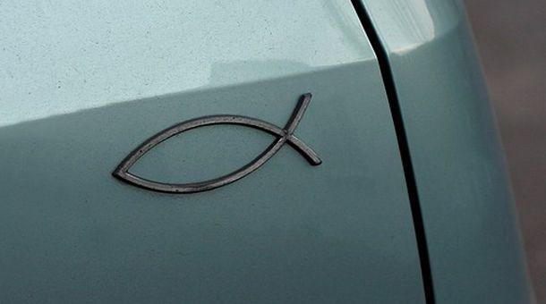 Ce înseamnă acest simbol de pe mașini
