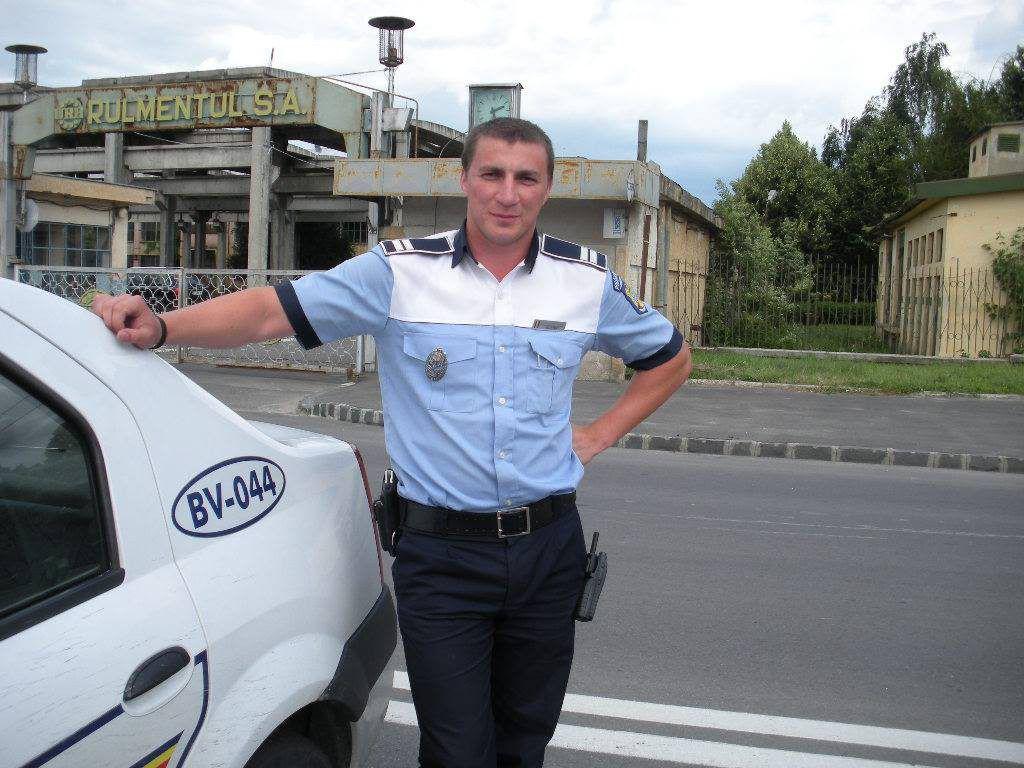 Ce mașină și-a cumpărat polițistul Marian Godină