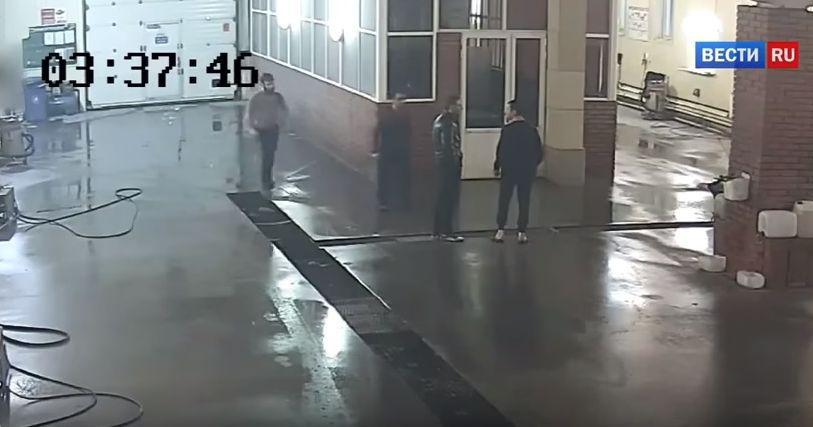 Un rus a omorât un angajat care n-a vrut să-i spele BMW-ul. Totul a fost filmat | VIDEO