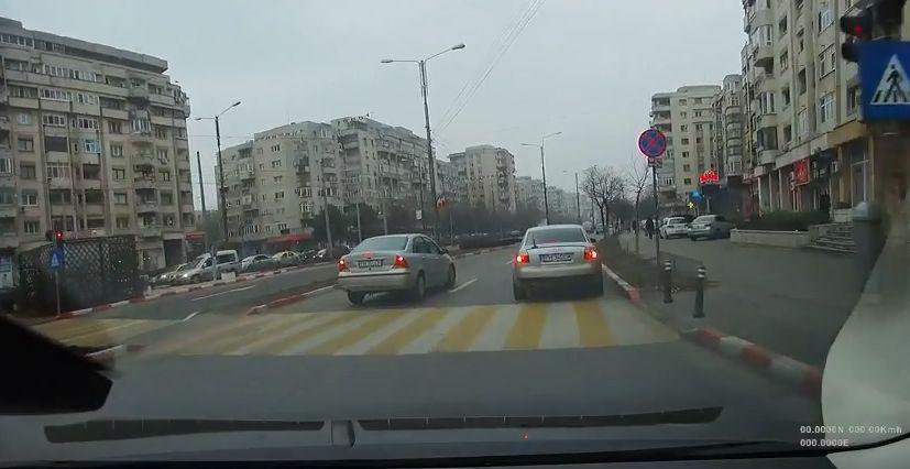 Ai grijă pe cine “deranjezi” în trafic! Polițiștii circulă cu mașini neinscripționate! Uite ce a pățit un șofer din Ploiești! | VIDEO