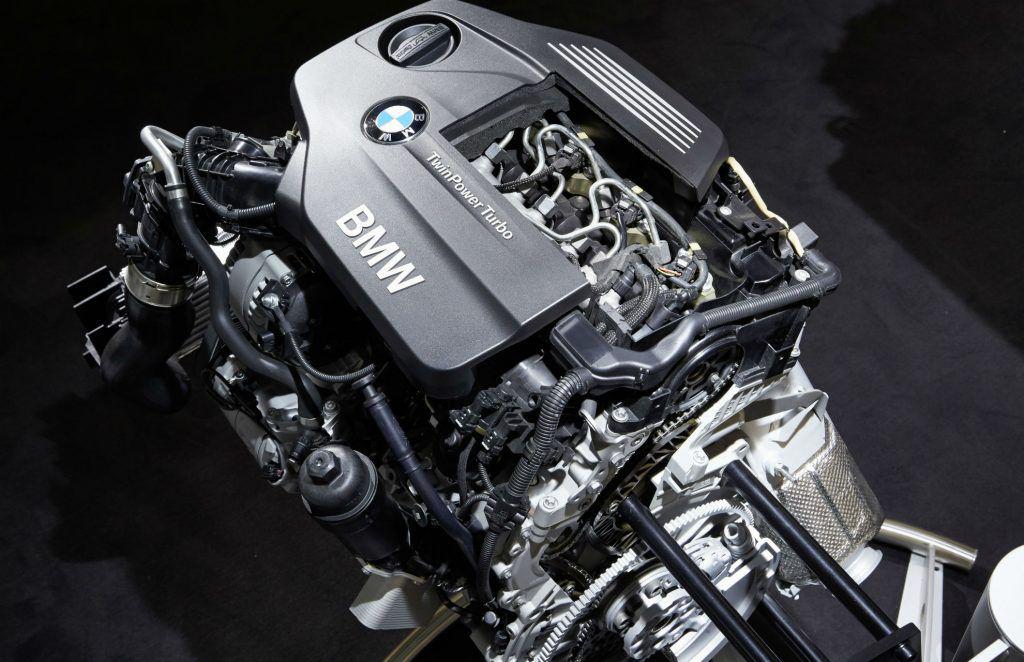 BMW va rechema în service aproximativ 324.000 de vehicule