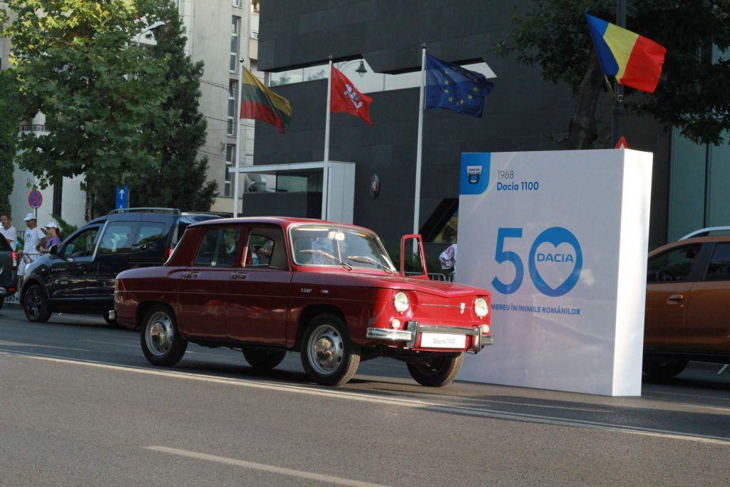 Parada Dacia 50 – cum a sărbătorit producătorul jumătate de veac!