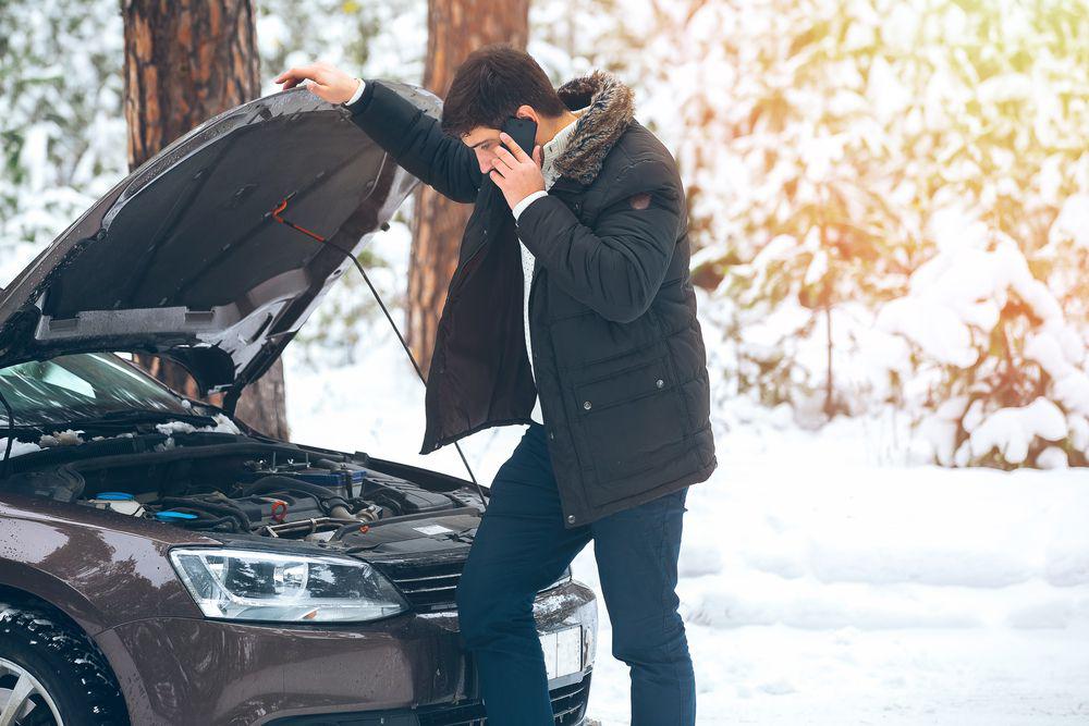 5 cele mai frecvente probleme de mașină cu care te vei confrunta pe timpul iernii