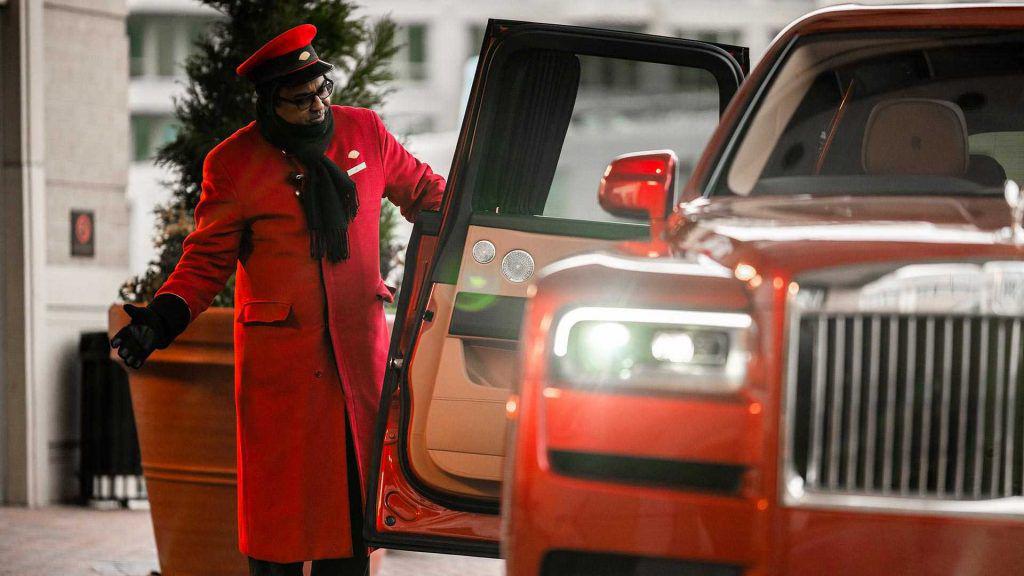 Rolls-Royce sărbătorește Anul Porcului: ce surprize de lux le-a pregătit clienților