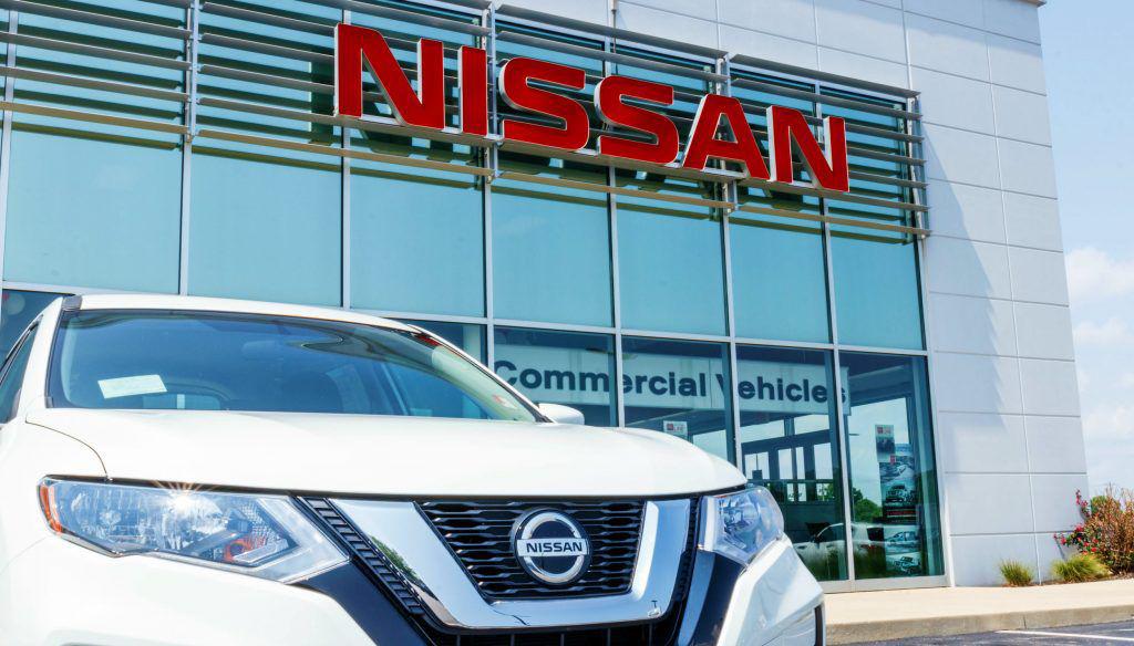 Tensiuni între Nissan și Renault – japonezii cer drepturi egale în alianță