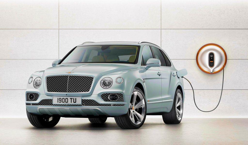Toate modelele Bentley vor avea versiuni hibride. Când apare cel 100% electric