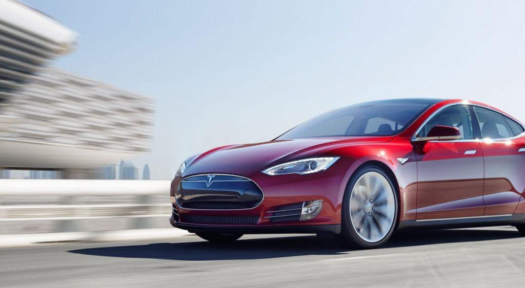 Record: Câți kilometri a parcurs cel mai rulat Tesla Model S din lume