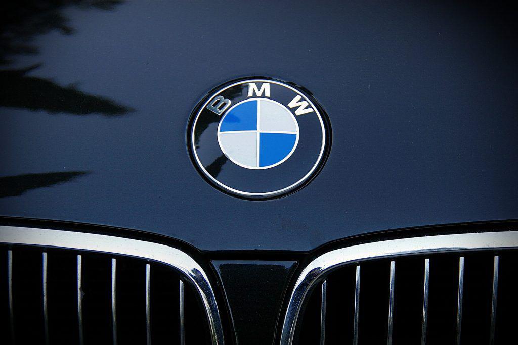 “Rinichii” BMW rămân alături de modelele brandului și în era EV