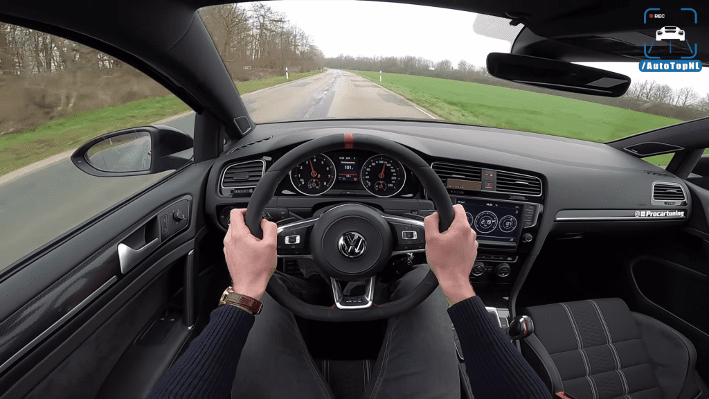 VW Golf GTI primește mai mulți cai-putere decât poate duce (VIDEO)