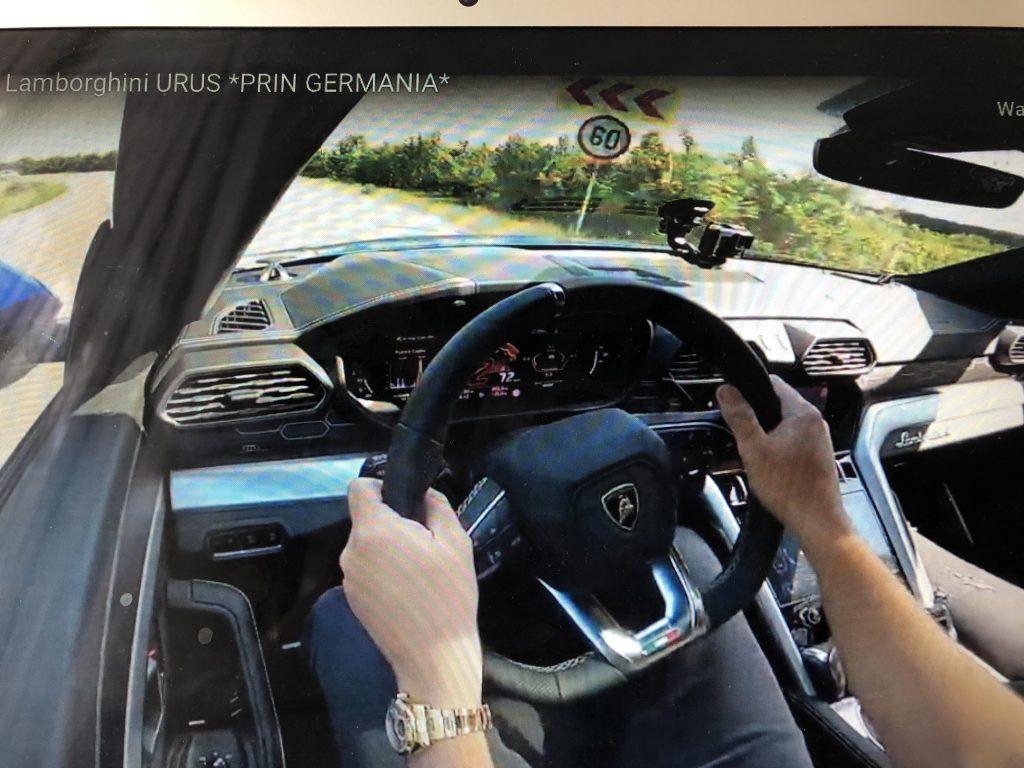 Un clujean gonește cu 300 km/h pe drumurile din România și minte că e în Germania! (VIDEO)
