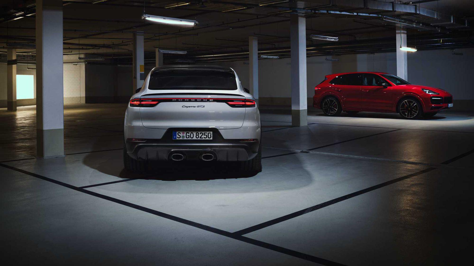 Noul Porsche Cayenne GTS renunță la V6 pentru un motor mai mare