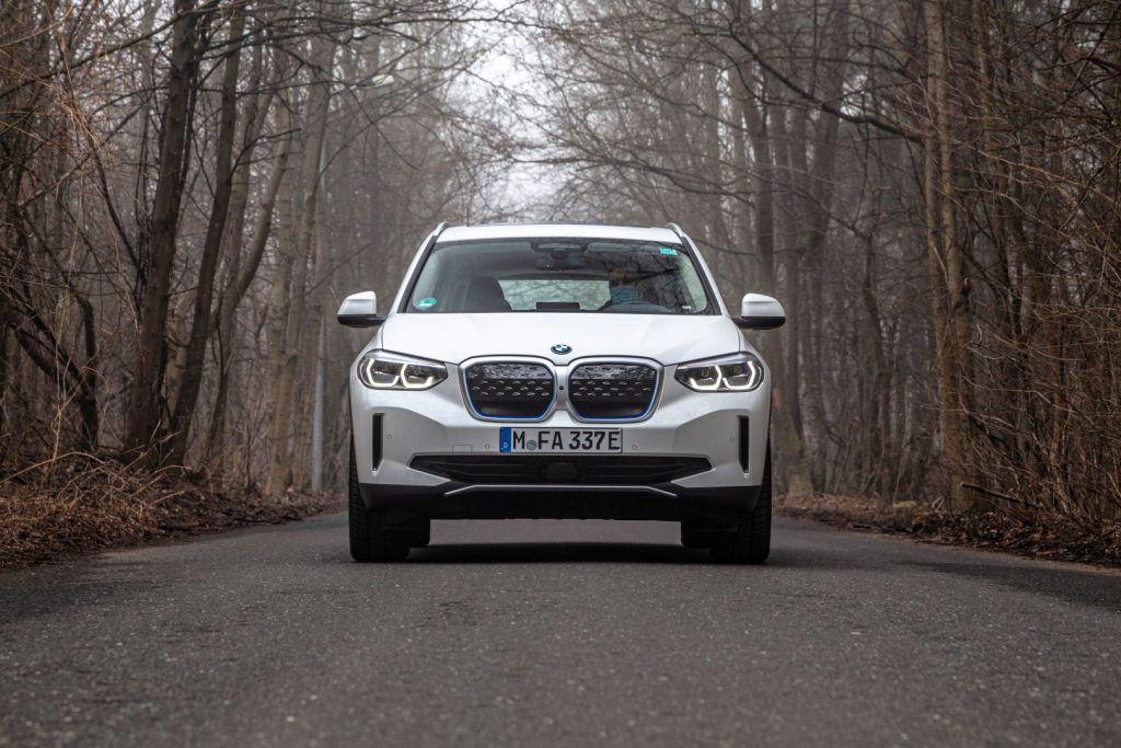 BMW iX3: Fratele electric
