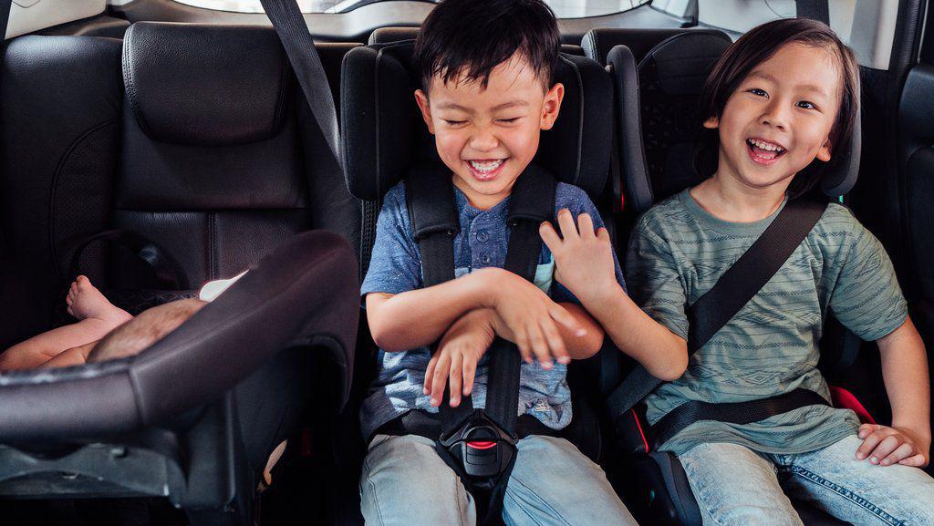 (P) Siguranța micuților în trafic are prioritate: Cum îi transportăm pe cei mici în siguranță cu mașina?