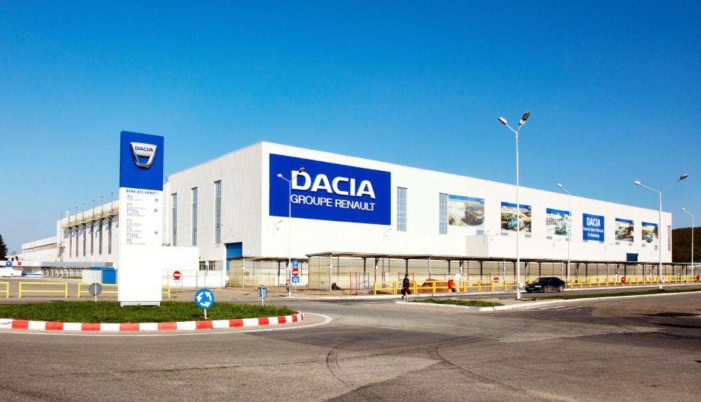 Urmările războiului din Ucraina: uzina Dacia suspendă producția de transmisii