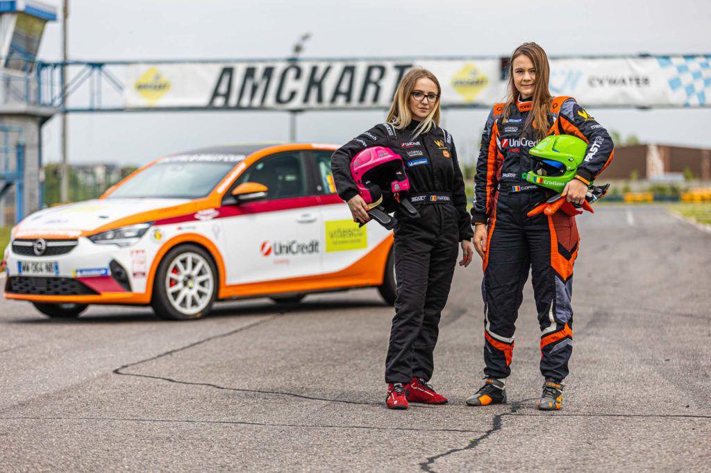 Start în Cupa Opel electrică pentru Cristiana Oprea și Alexia Parteni, la ADAC Rally Suligen