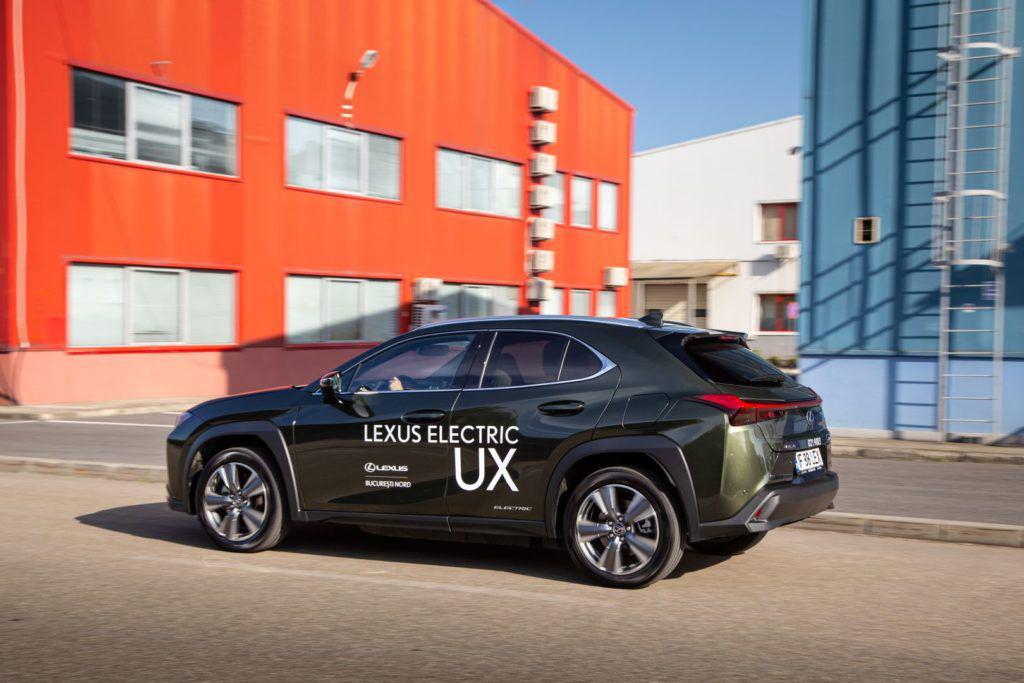 Lexus UX 300e: Electroterapie