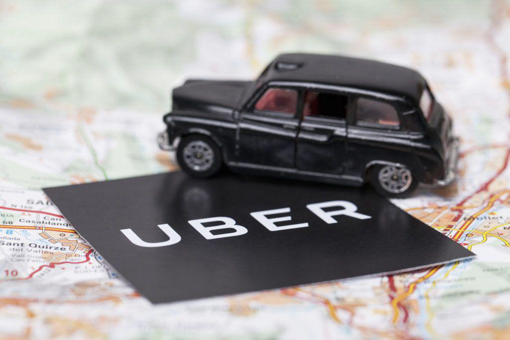 Serviciul Uber devine disponibil pentru încă două orașe din România